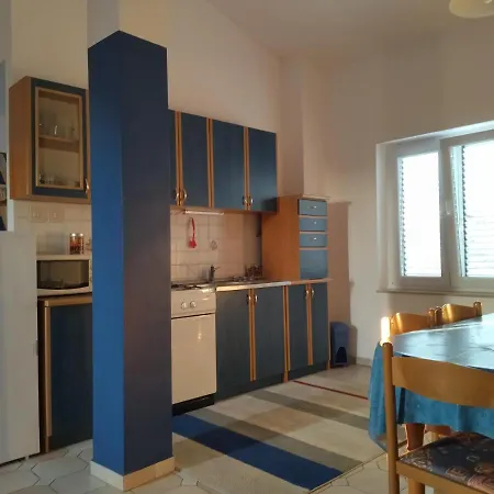 Ervin Cosy Two Bedroom Apartment Center Novalja Exterior photo