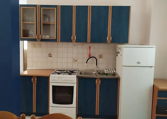 Ervin Cosy Two Bedroom Apartment Center